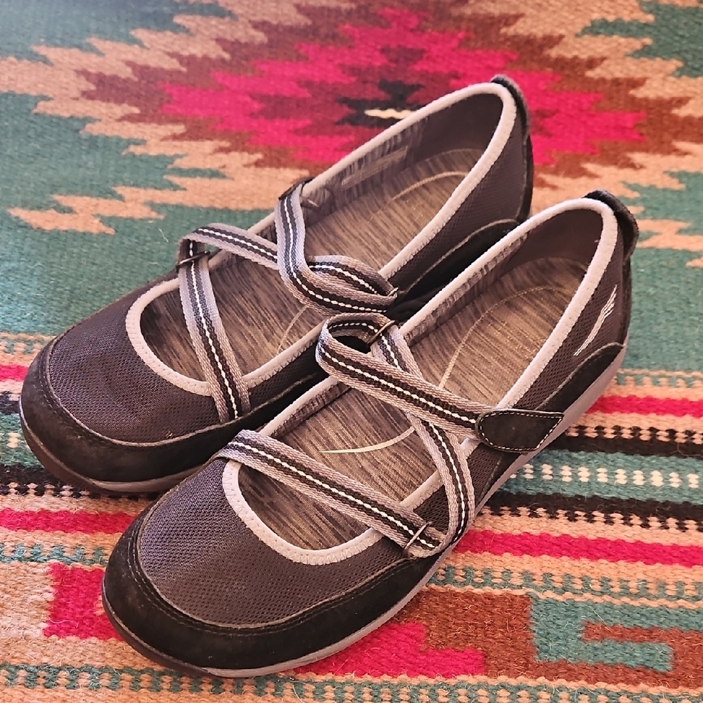 Stylish Women's Black Mary Jane Shoes Dansko size 39